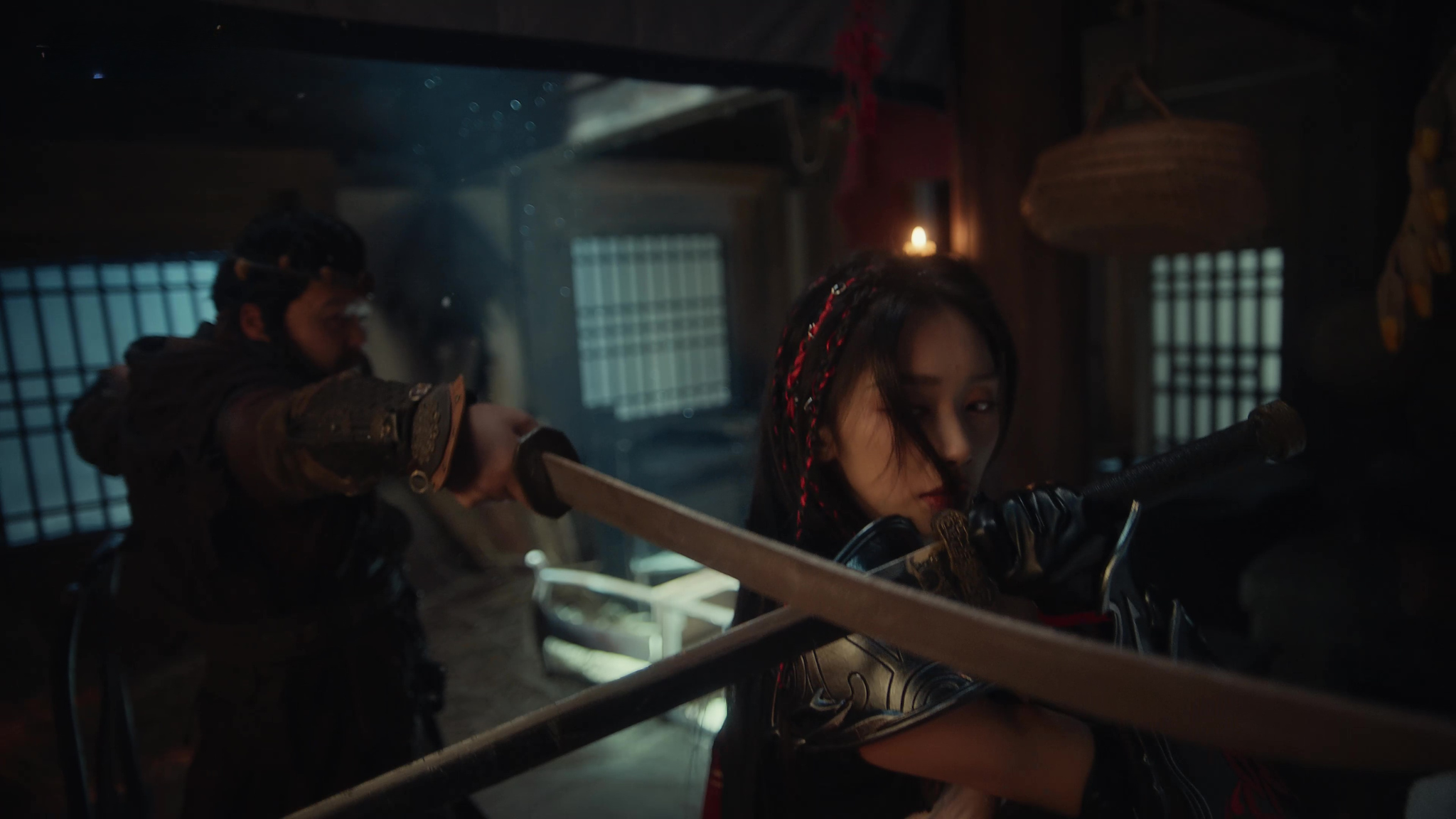 女战狂与山贼交战